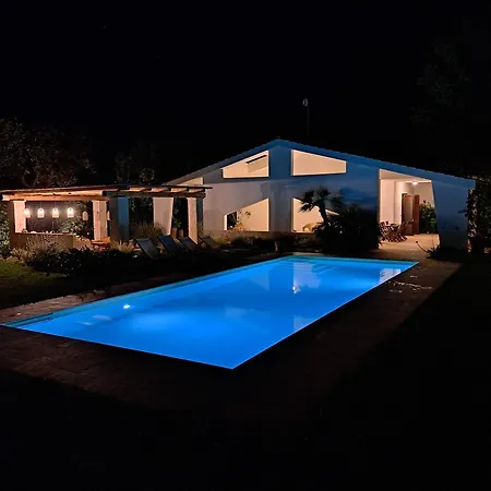Agapanthus Villa